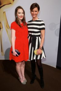 Miss BAMBI 2014 Nina und Miss BAMBI-Jurorin und JUVIA-Geschäftsführerin Judith Dommermuth auf der TRIBUTE TO BAMBI-Gala 2015 (c) Hubert Burda Media