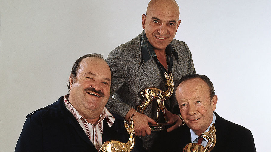 Ganovenjäger mit BAMBI (v. li.): Wiliam Conrad ("Cannon"), Telly Savalas ("Kojak") und Erik Ode ("Der Kommissar").