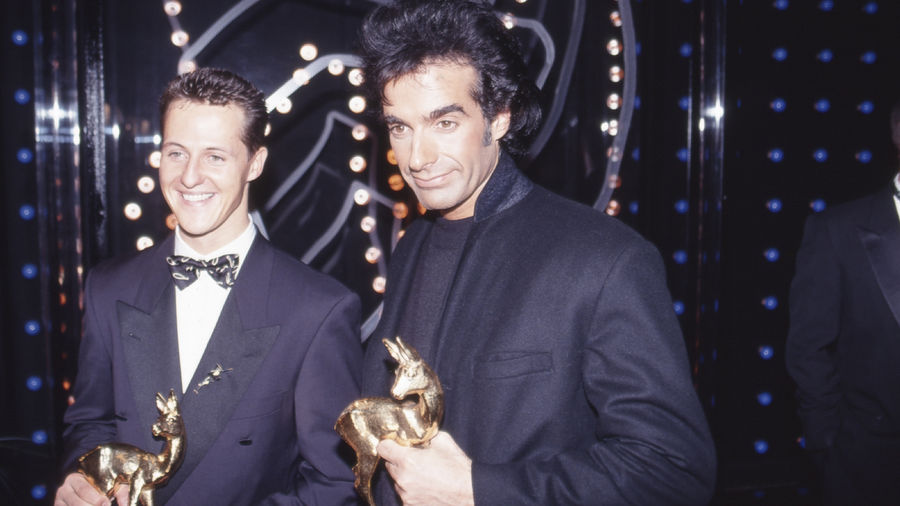 BAMBIi-Sieger 1993 in München: Formel-1-Newcomer Michael Schumacher und US-Magier David Copperfield.